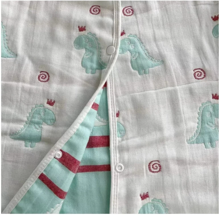Custom Organic Soft and Breathable Cotton Toddler Bathrobe Boy Girl Jacquard Hooded Towel