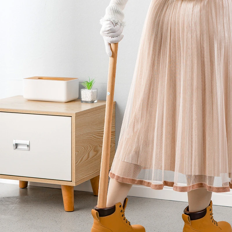 Newest Eco Friendly Wooden Extra Long Handle Magnetic Shoe Horn