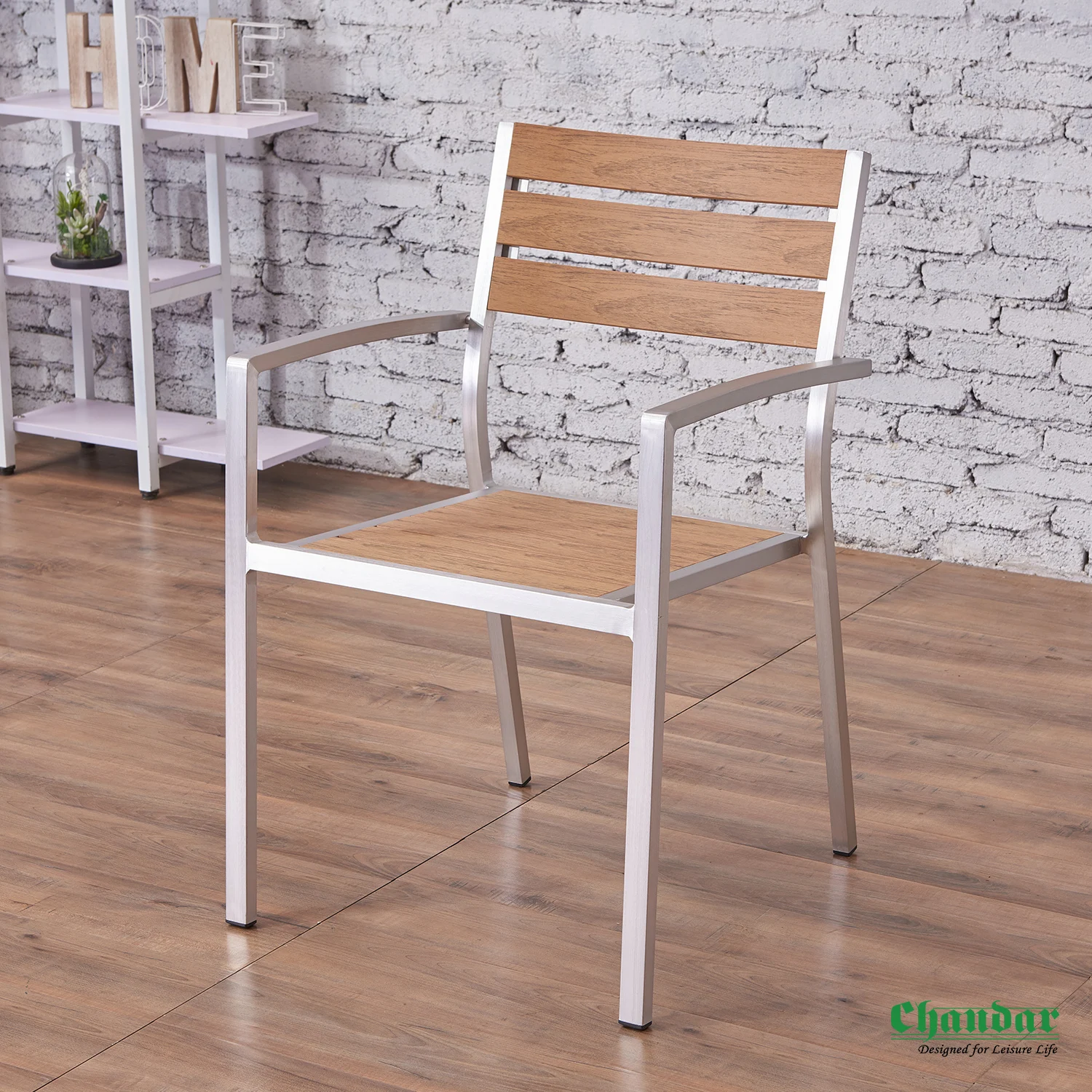 Outdoor Brushed Aluminum Design Garden Furniture Dining Tables and Chairs Set