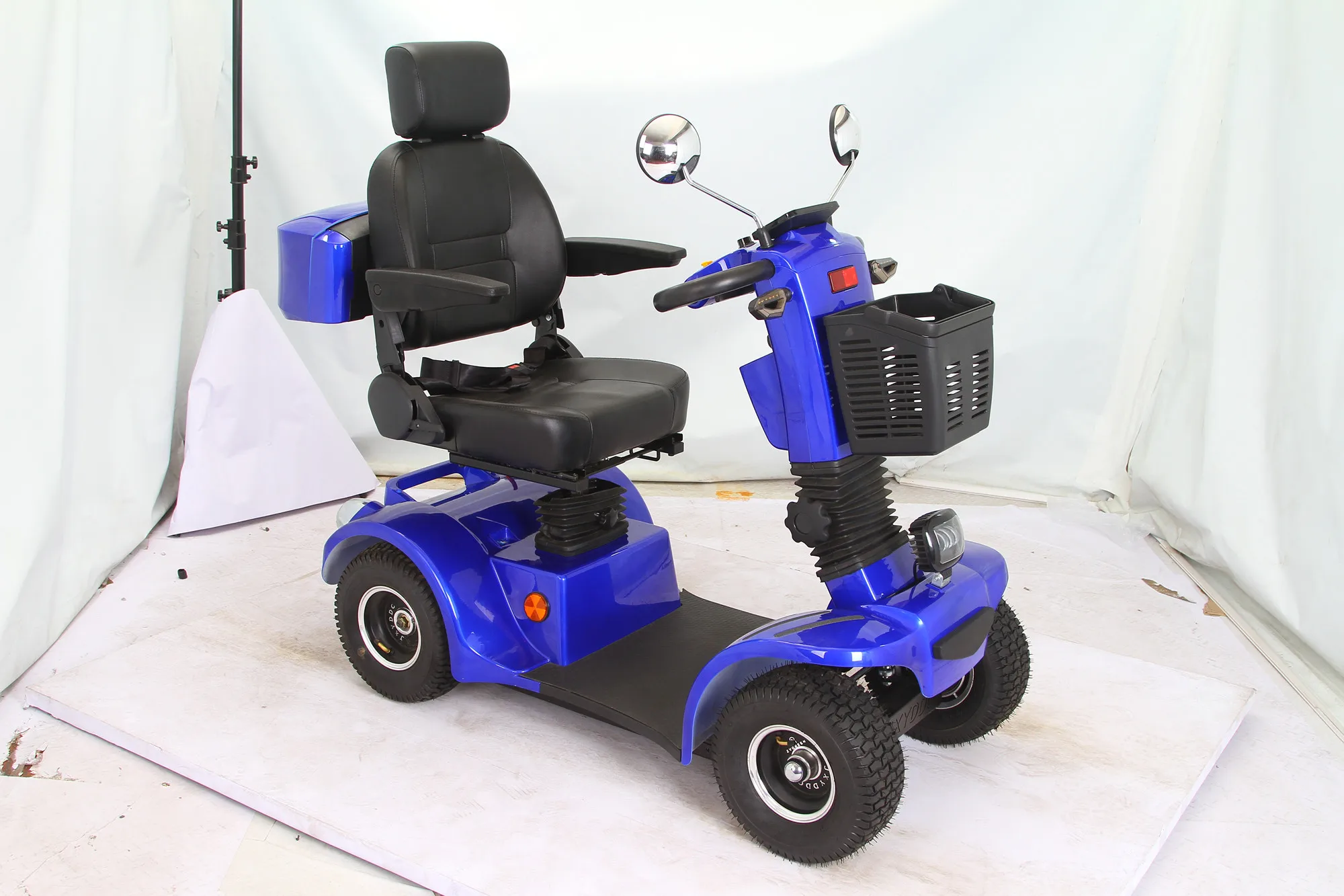 Elderly electric scooters with auto brake lightweight 72v scooter for sale