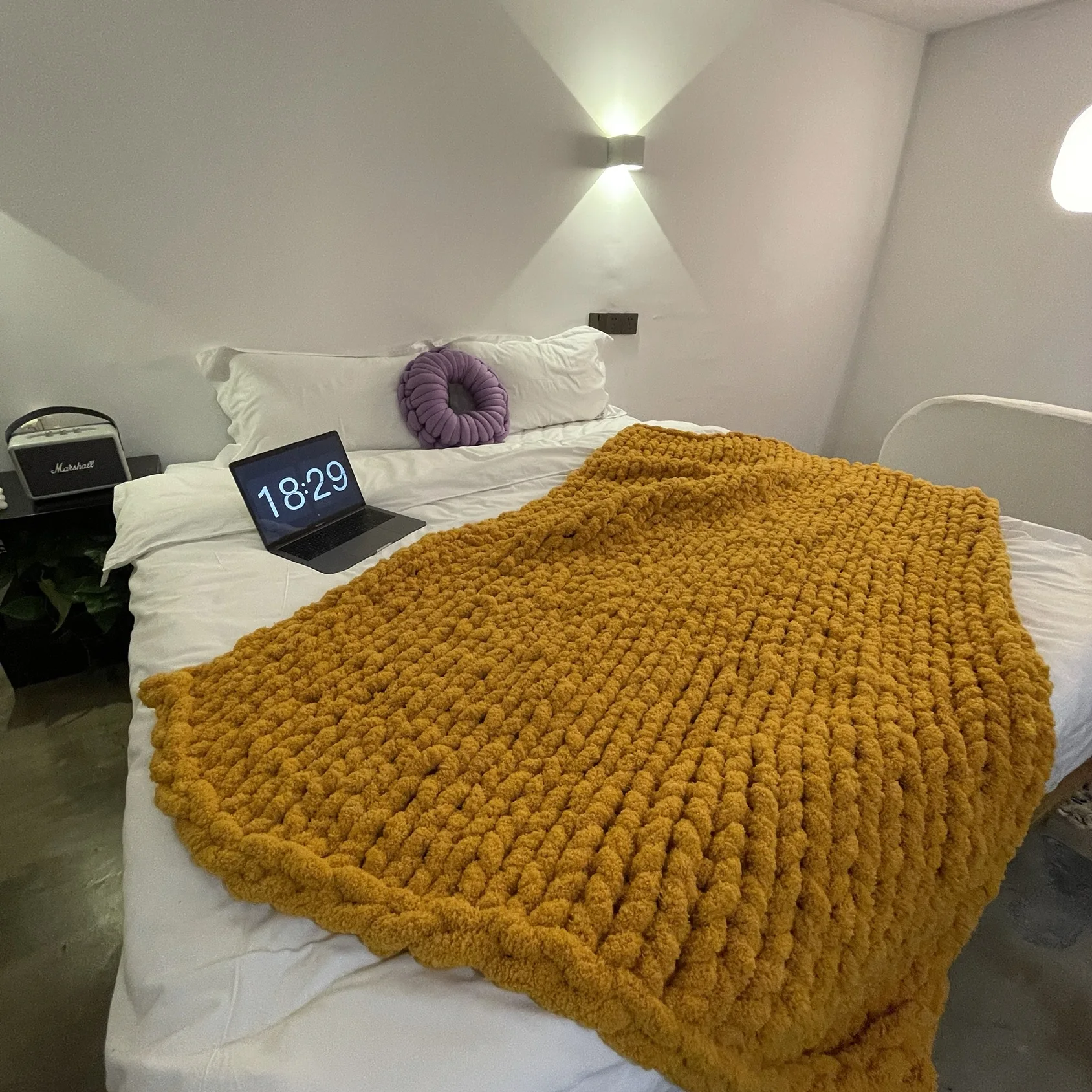 
3CM Super Soft Cozy Warm Chunky Fluffy Chenille Knit Blanket For Home 