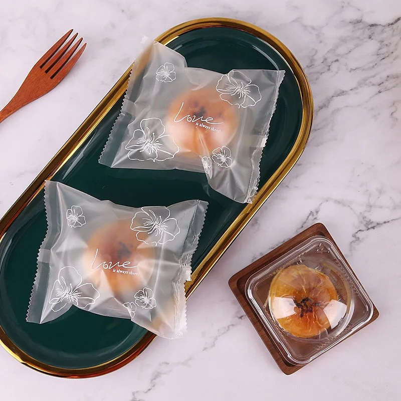 Wholesale 80g Square PET Plastic Pink Moon Cake Packaging Boxes Disposable Egg Yolk Crisp Pastry Food Dessert Packaging