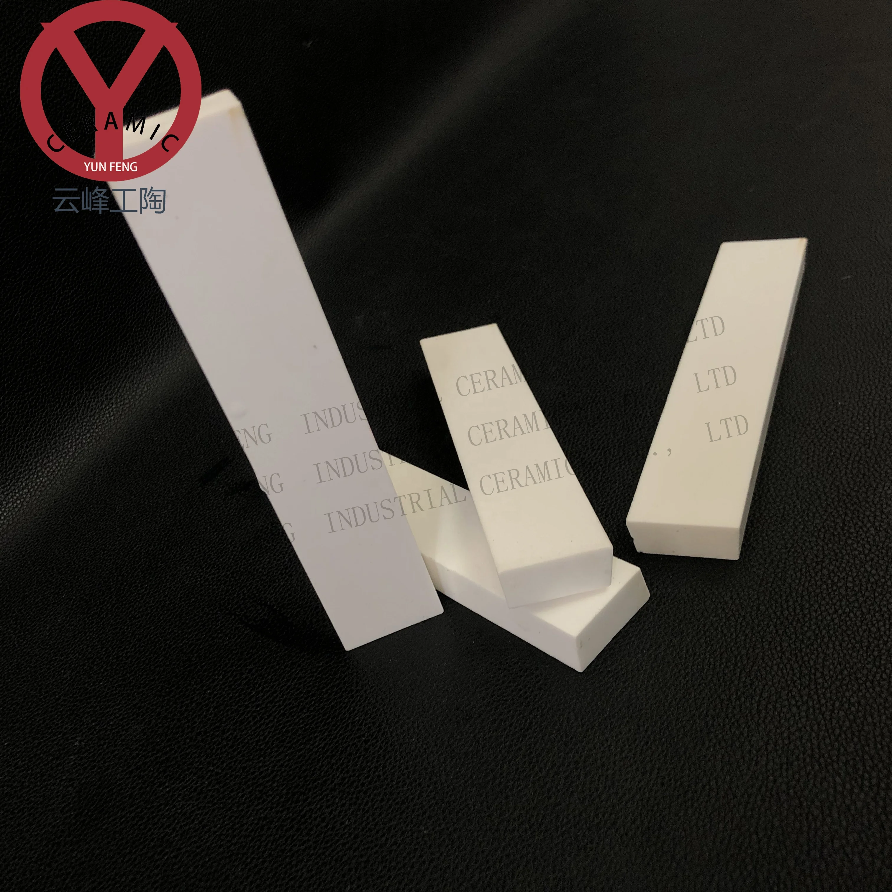 
92% Al2O3 ceramic tile plate for mill lining 