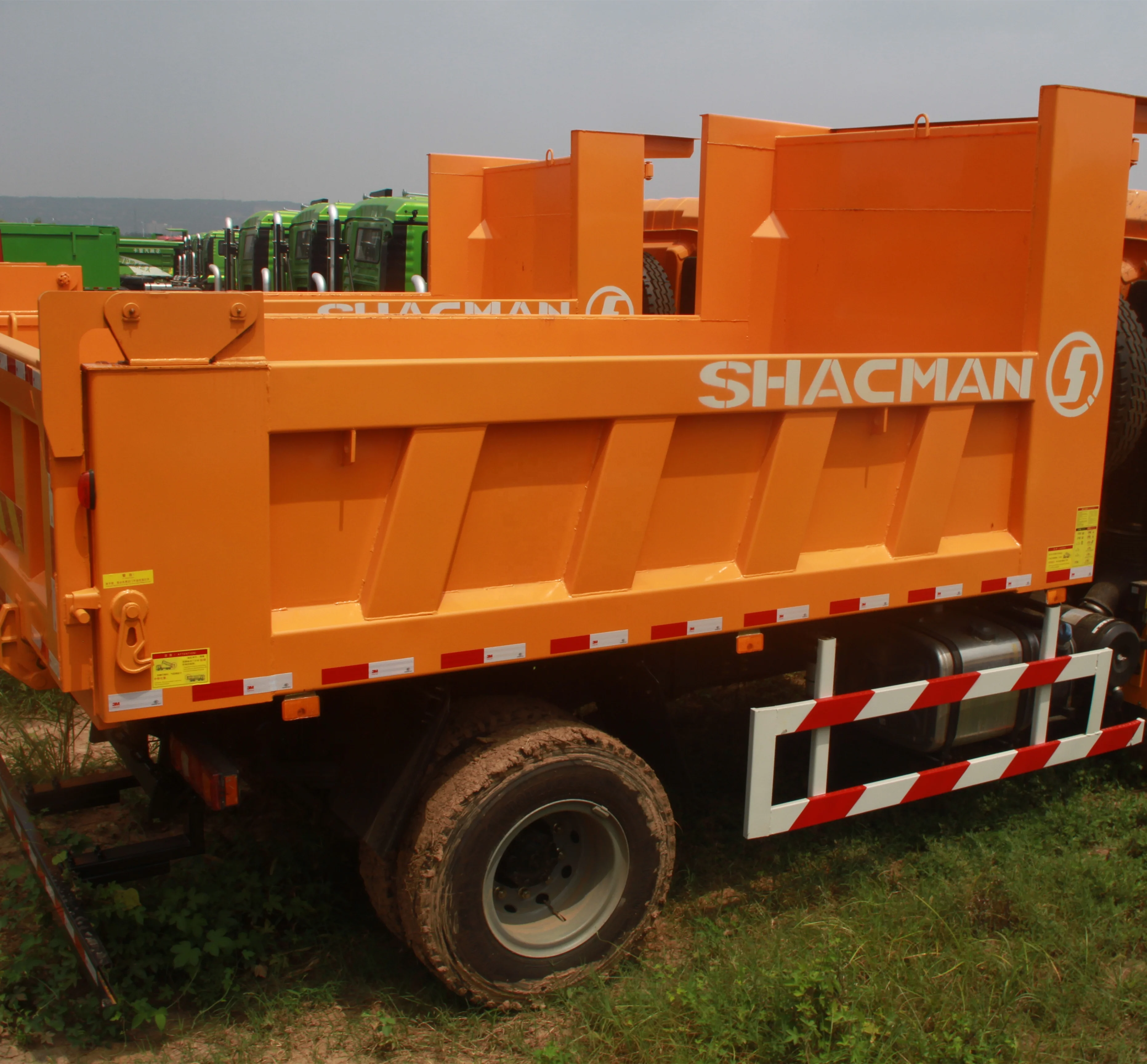 Лидер продаж самосвал SHACMAN L3000 4X2 6 колес распродажа