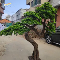 Wholesale high quality hot sale fiberglass artificial pine tree for home wedding office hotel restaurant decoration