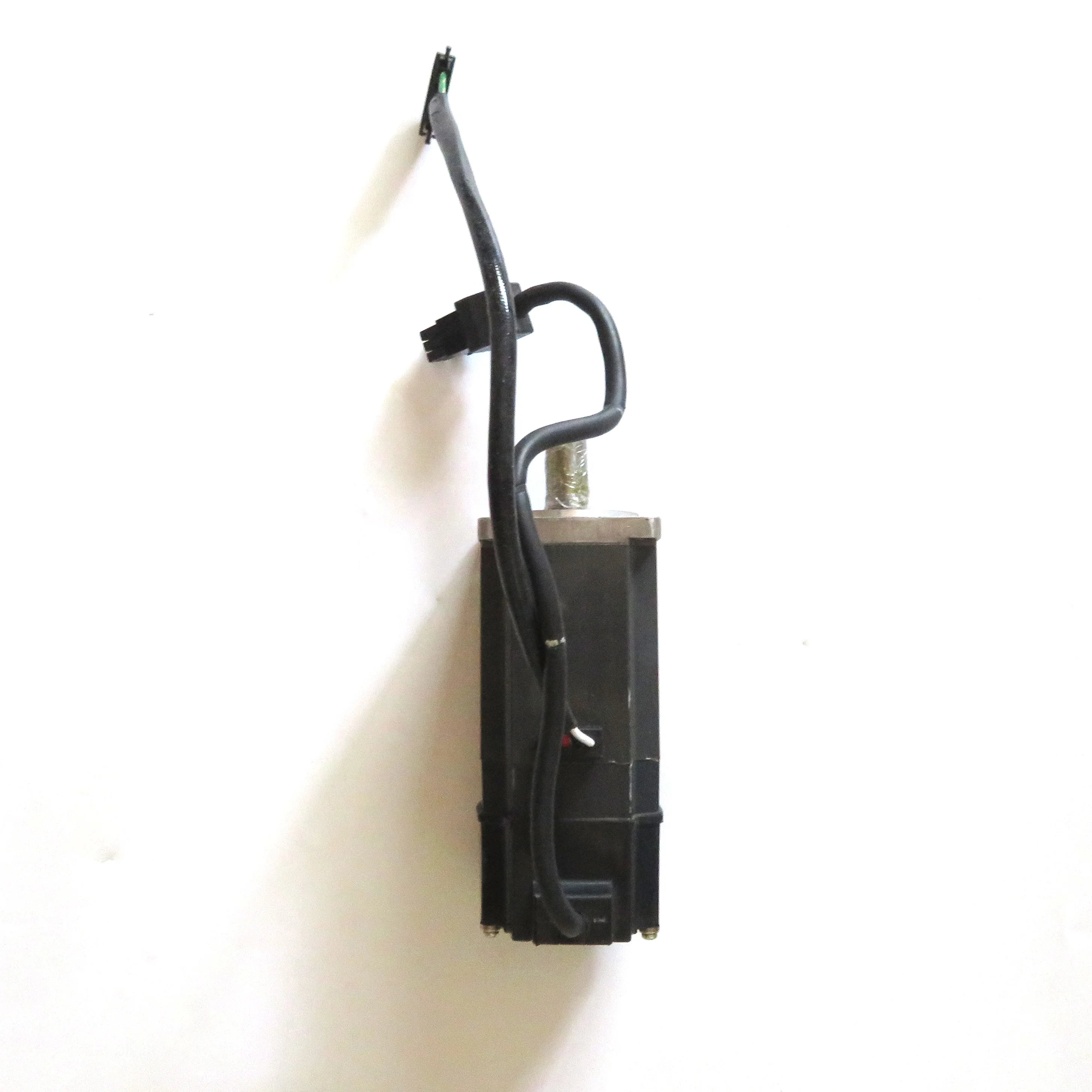 010CC282130 N510005279AA KXF0CWNAA00 HC-MFS43-S24 HC-MFS43 AC SERVO MOTOR Mitsubishi