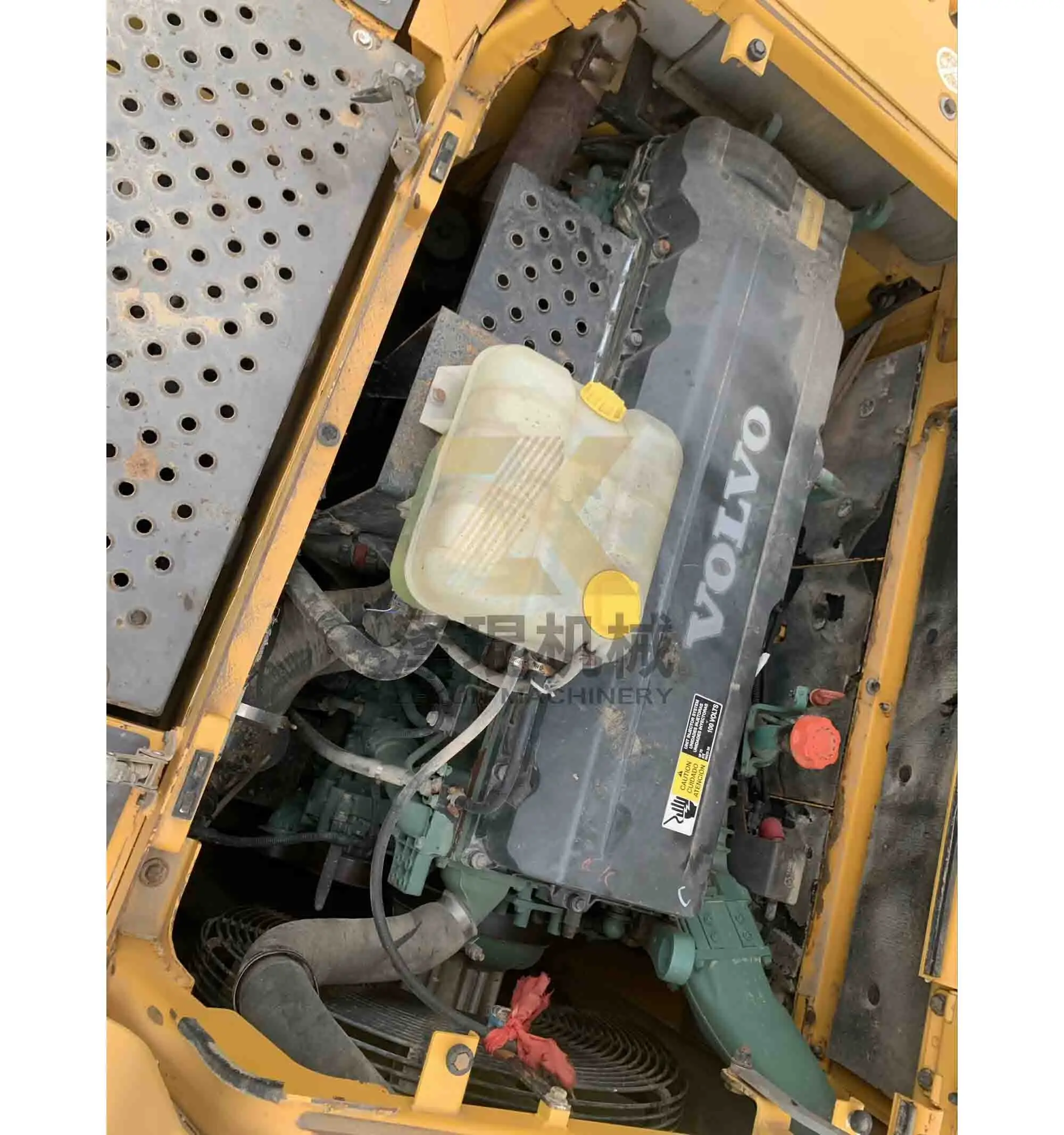 Low price used volvo ec380dl for sale.low price and good condition second hand volvo ec380dl