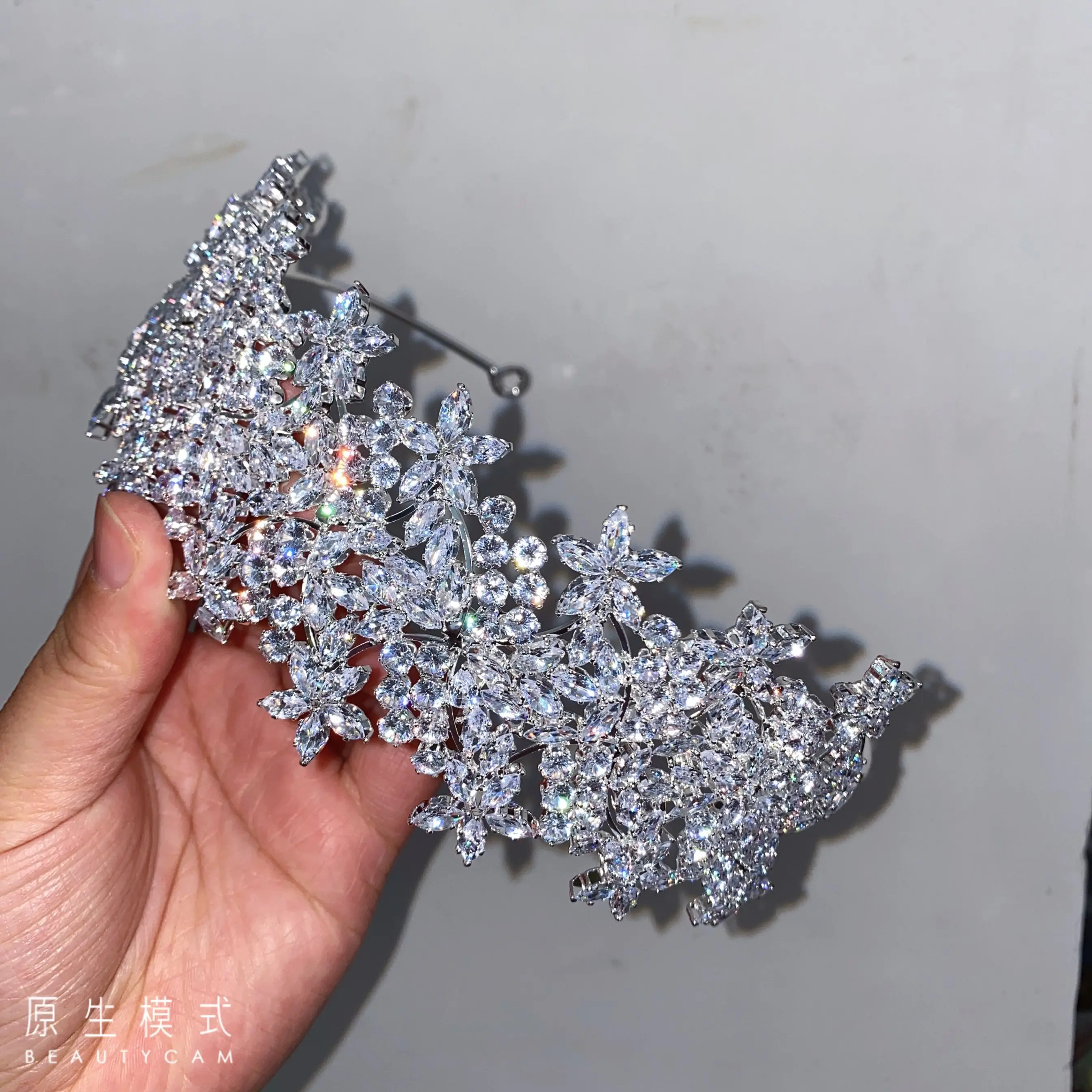 Wedding Hair Accessories Full Rhinestone Zircon Headband CZ Rhinestones Bridal Queen Leaf designs Tiara hair Band T0179