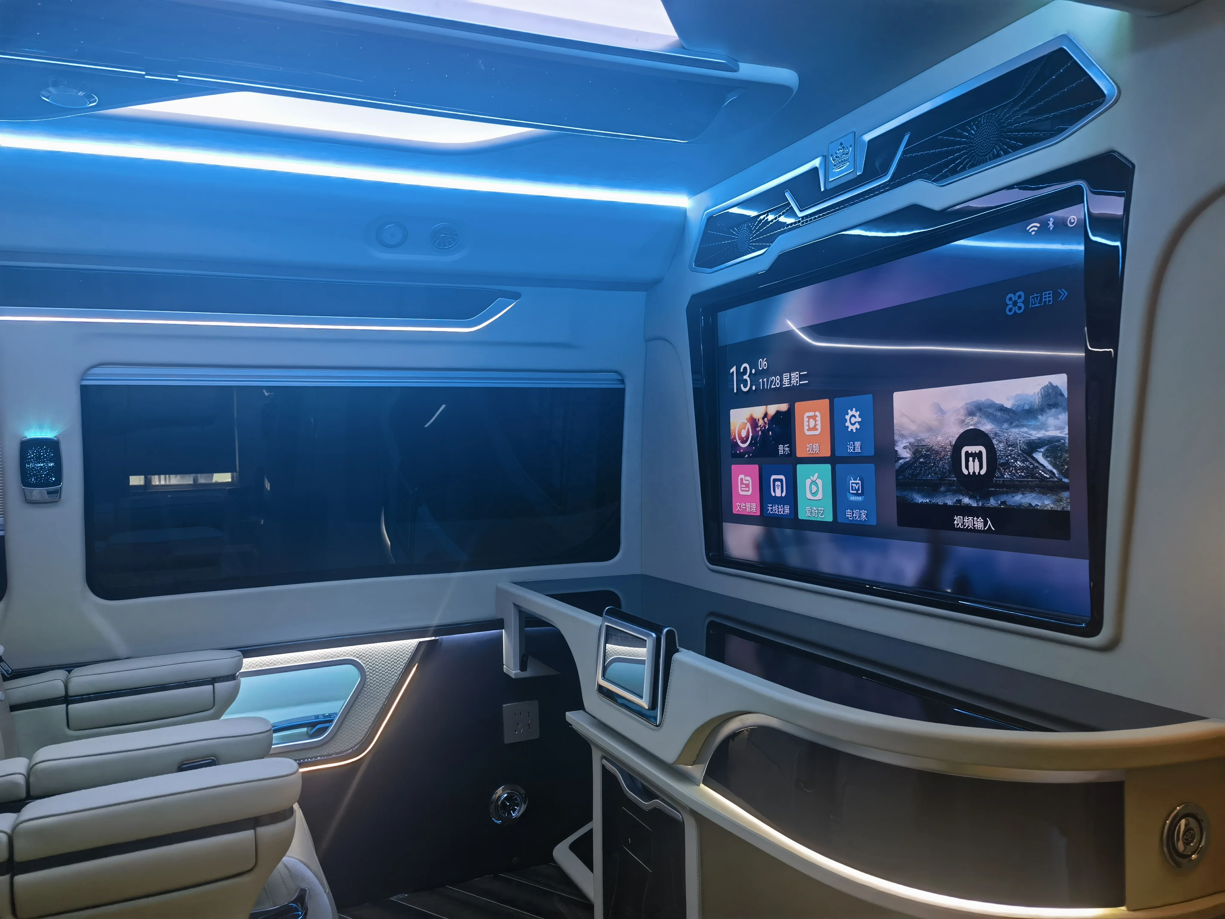 10.25 12.3 inch best selling custom rear entertainment Android system  car smart screen