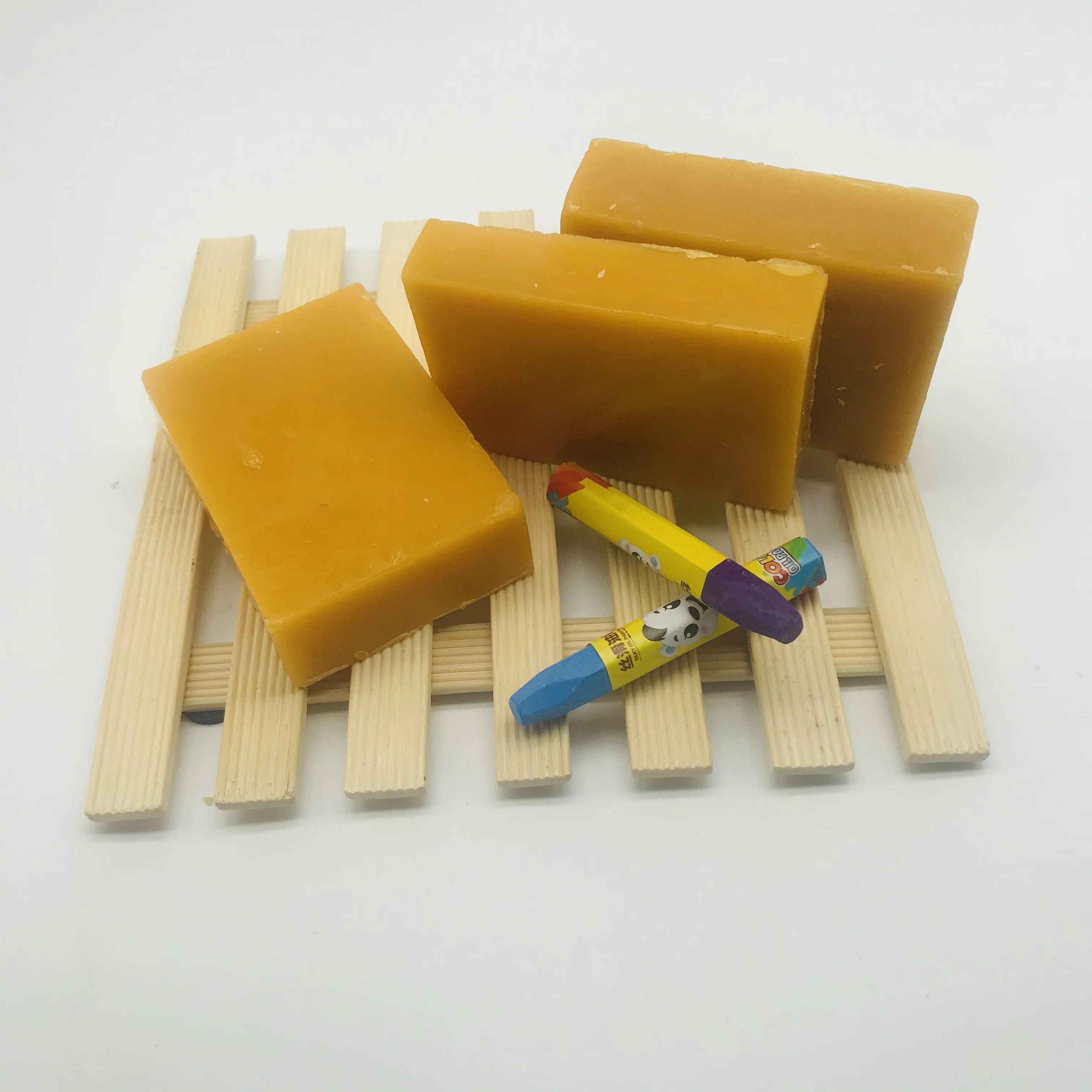On sale wholesale Best Quality 100% bulk pure beeswax/bee wax