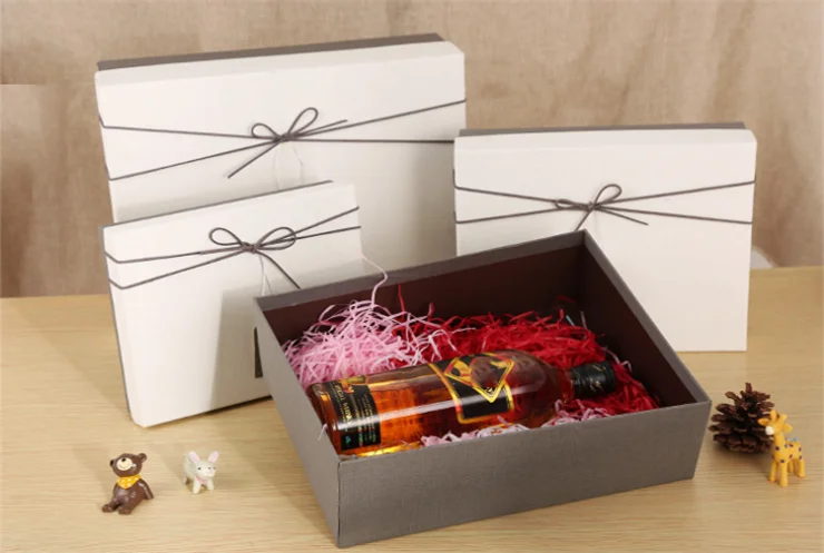 
High Quality Custom Hand Made Cardboard Paper Flat Folding Cardboard Packaging Gift Box 