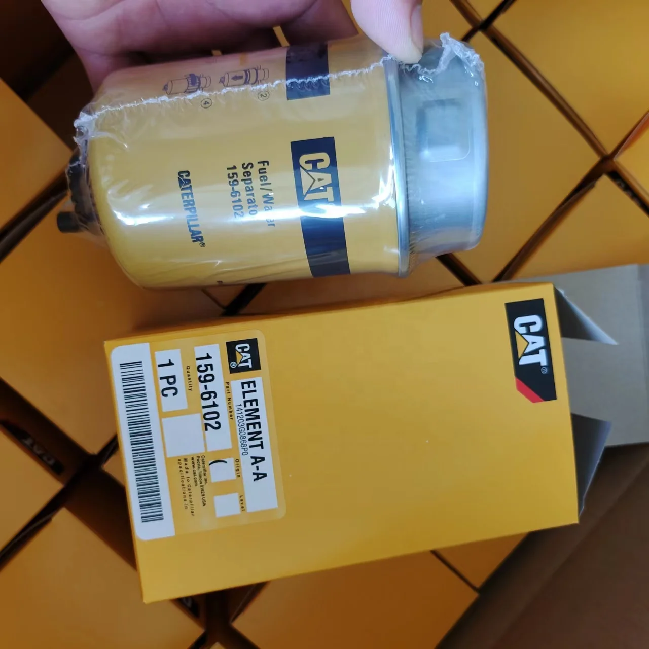 fuel filter Excavator parts fuel water separator 100-5593 138-3098 159-6102