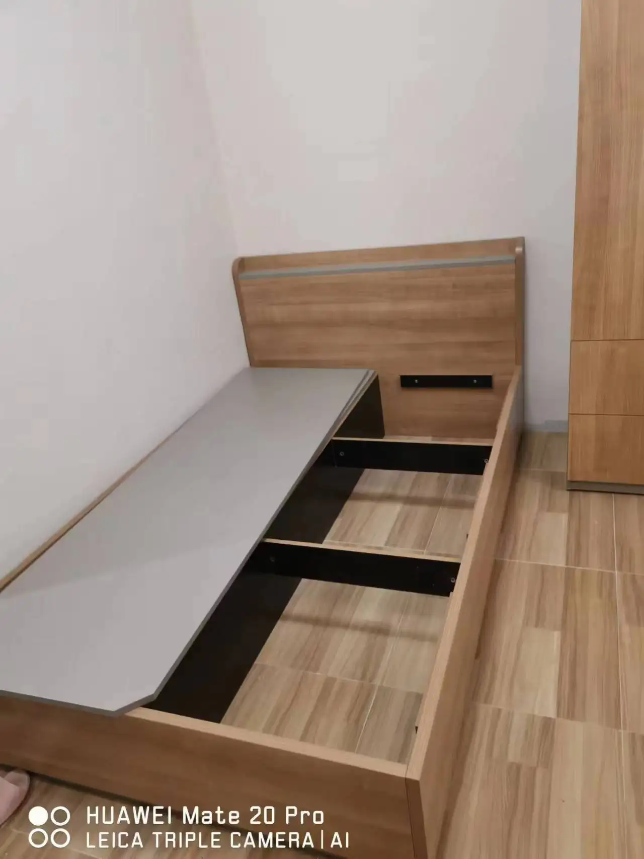 High Quality Control Custom 3D Wooden Cabinet Fixtures For Bookshop Display And School Library