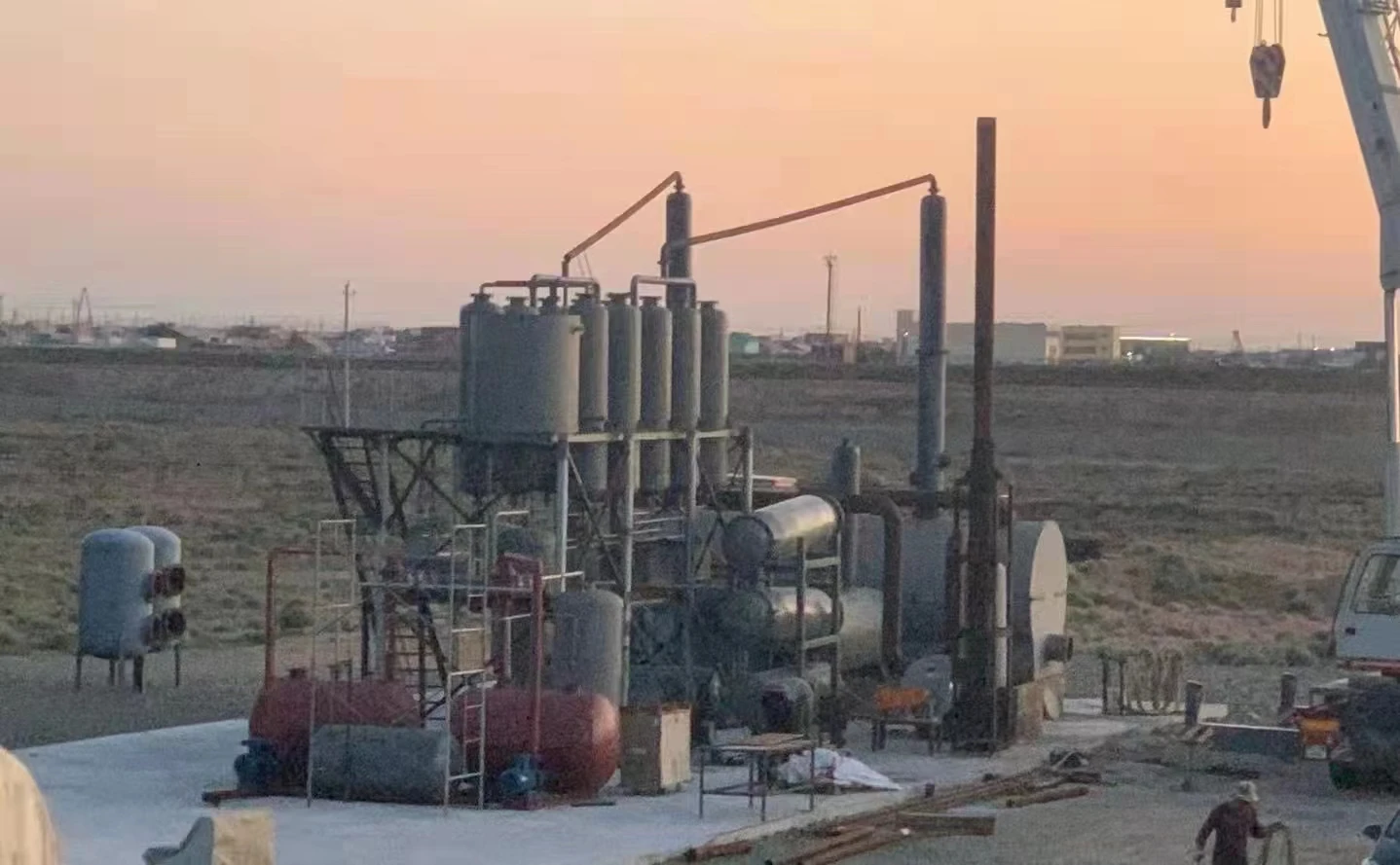 crude petroleum used engine oil  Distillation Column  plant