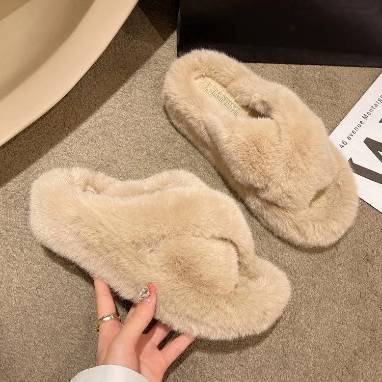 Greatslides Hot Selling Luxury Designer Women Sandals,Ladies Slippers Flat 2023,Cute Slippers For Women Raccoon Fur Slides
