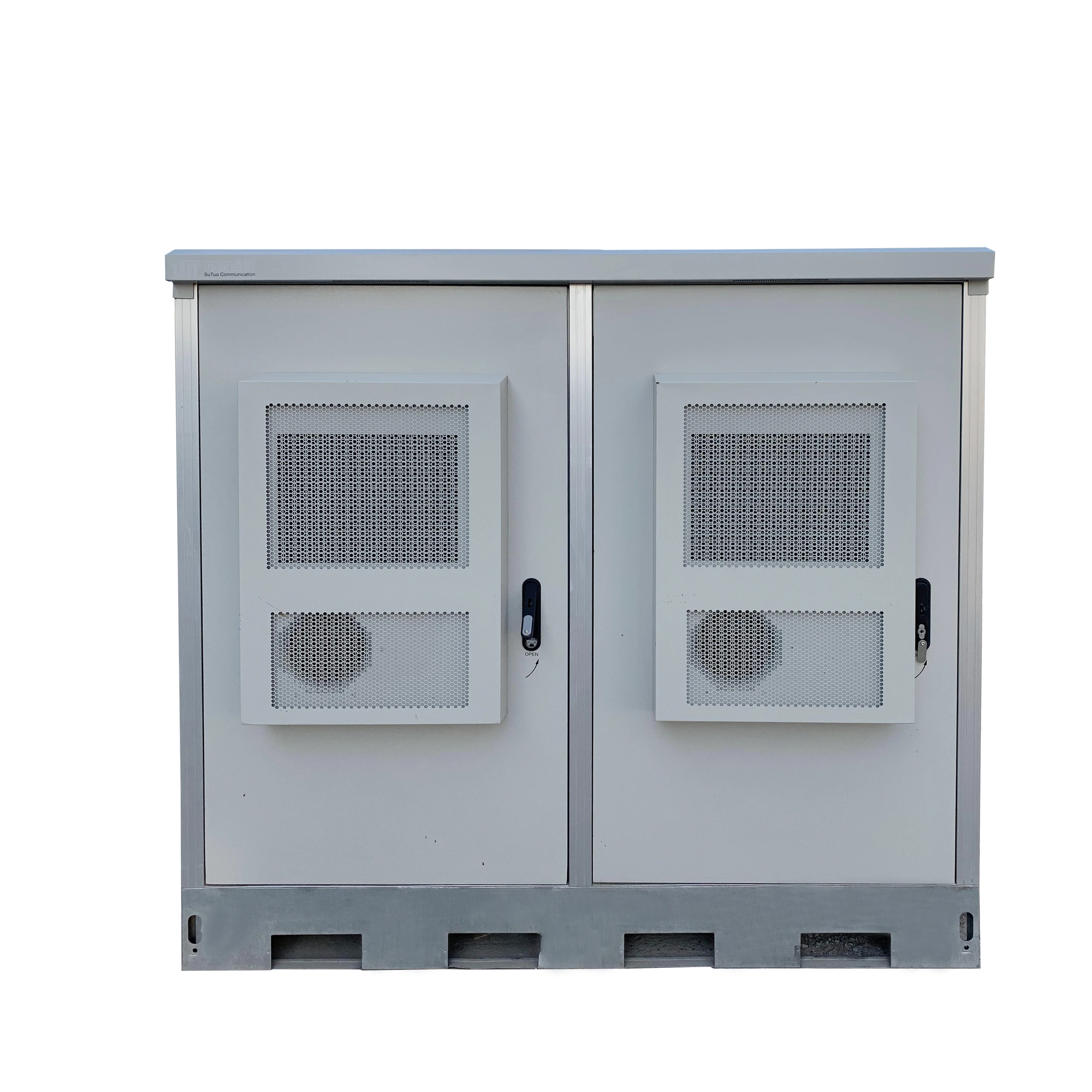 IP55 Waterproof Telecom Outdoor Cabinet Power integrated cabinet  19 inch rack  combination telecom cabinet 2 doors