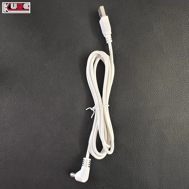 Белый зарядный кабель USB для светодиодной лампы