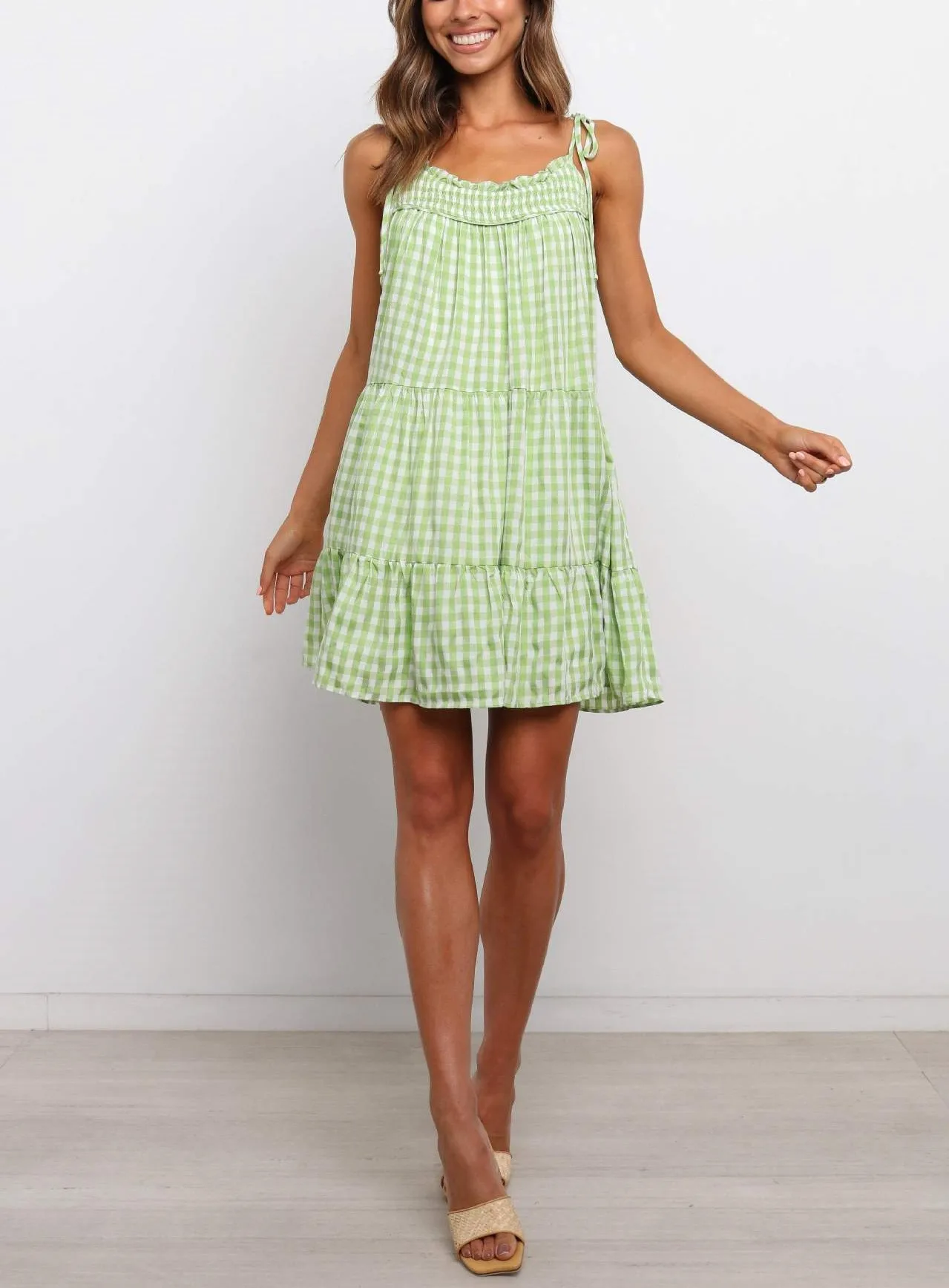 OEM Dress Manufacturer Private Label Custom Spaghetti Strap Ruffled Green Plaid Women Dress