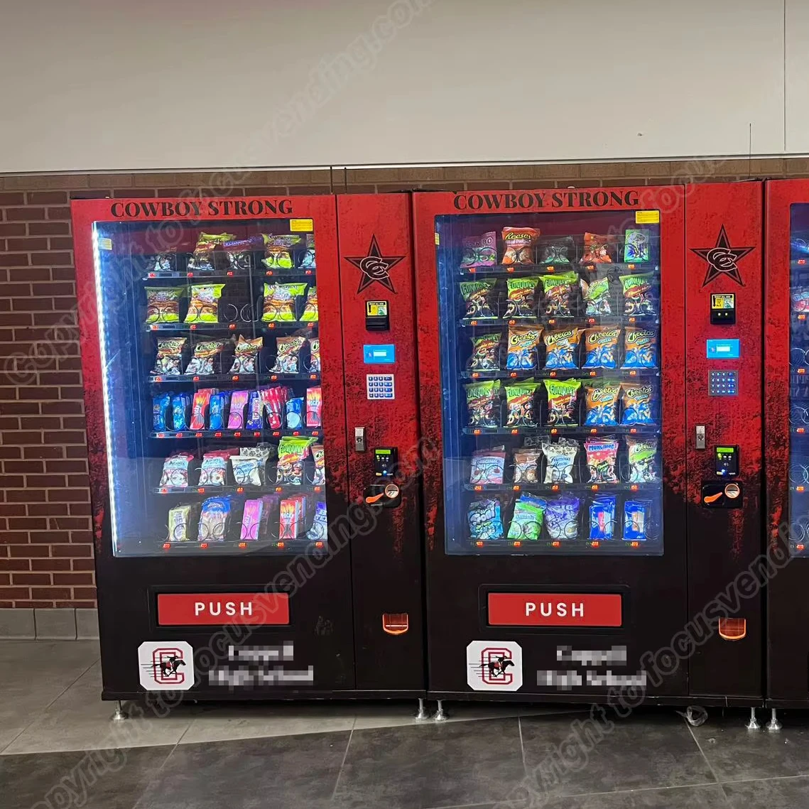 Беспилотные автоматы автоматические машины с управлением монетами и счетами кредитными картами Китай оптом для использования в средней школе