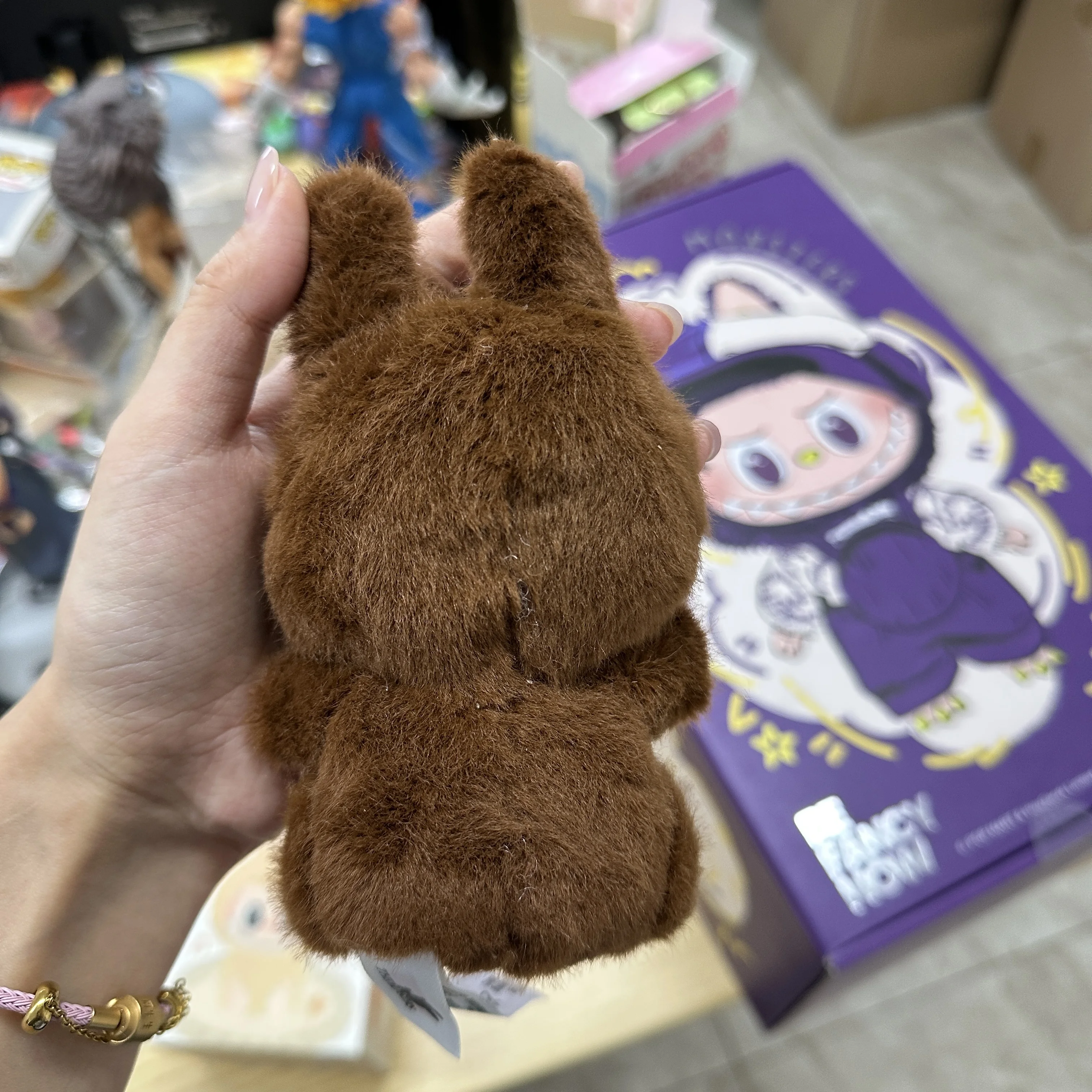 The Monster Quduoduo Labubu Doll Plush Toy Trendy Gift V.2 Sitting Party Design Blind Box Anime Doll Mystery Box