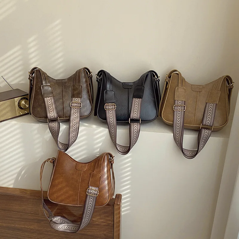 Wide Shoulder Straps Underarm Bag Trendy Hand Bags Bucket Crossbody Bag Ladies 2024