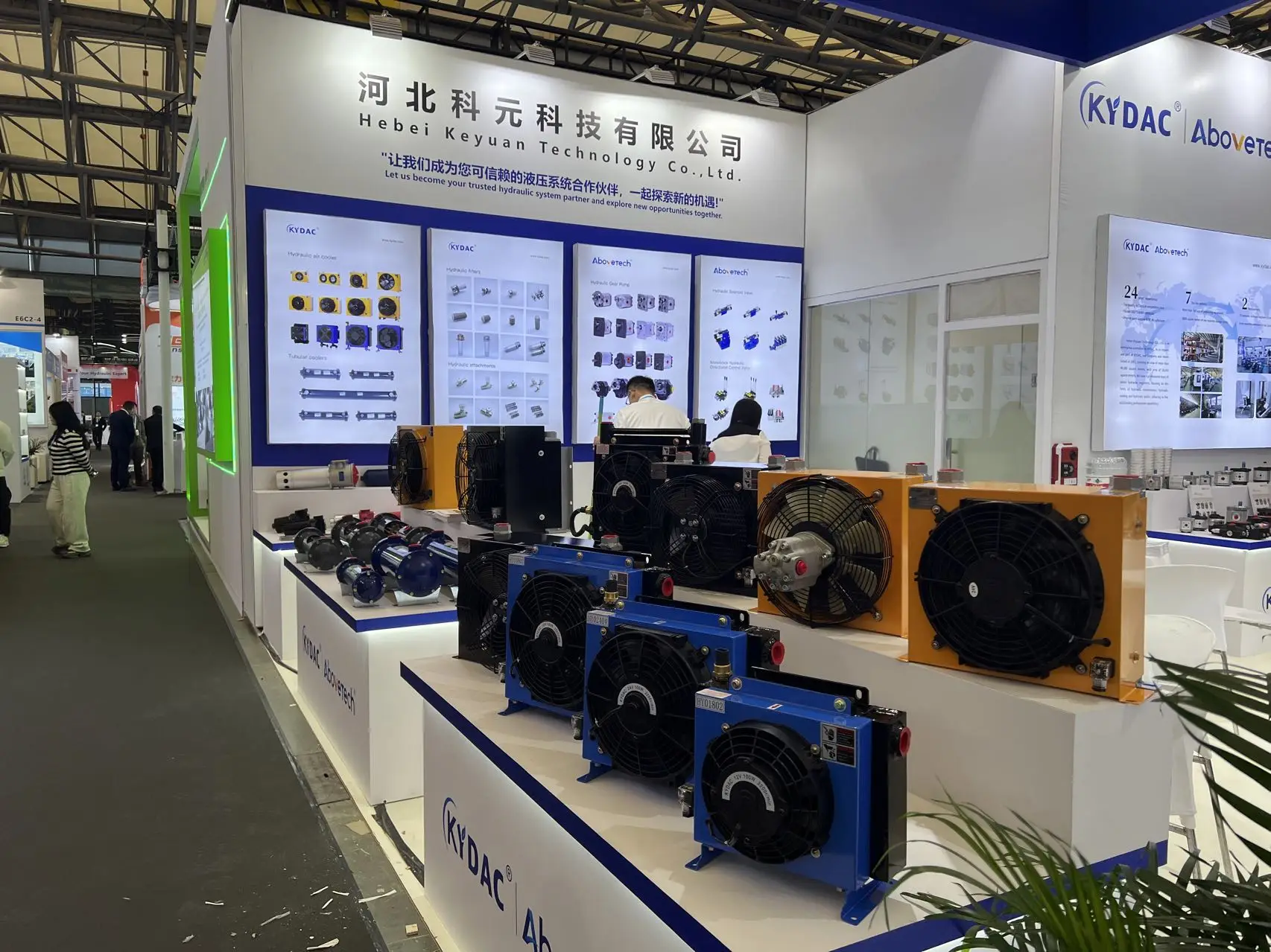 HY01802 DC 140 L/min 12V OEM Heat Exchanger Plate Aluminum Radiator Hydraulic System Air Oil Cooler With Fan Industrial