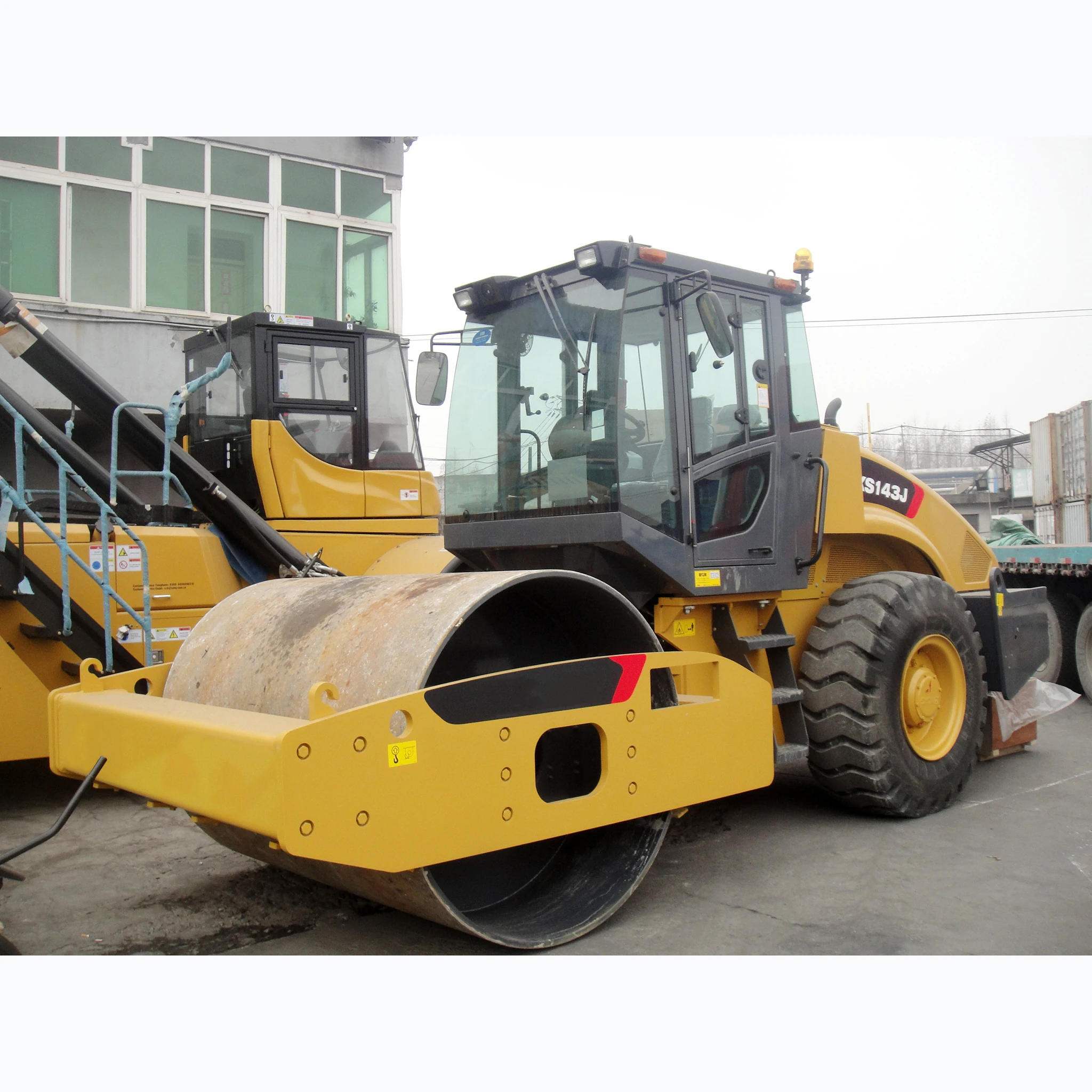 Hot Sale XS143J Road Roller Single Drum Vibratory Roller 14Ton for Promotion