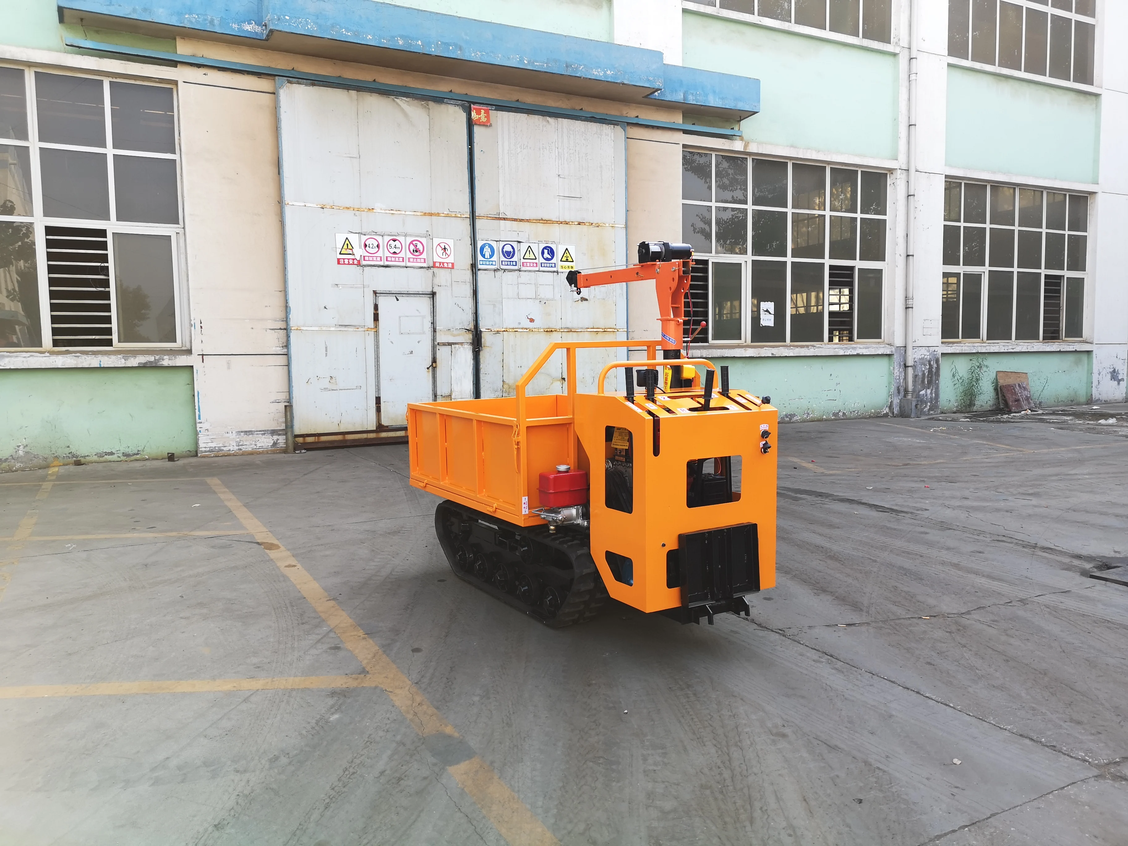 Mini Crawler Transporter Trucks Rubber Track All-Terrain Transporter Crane Truck