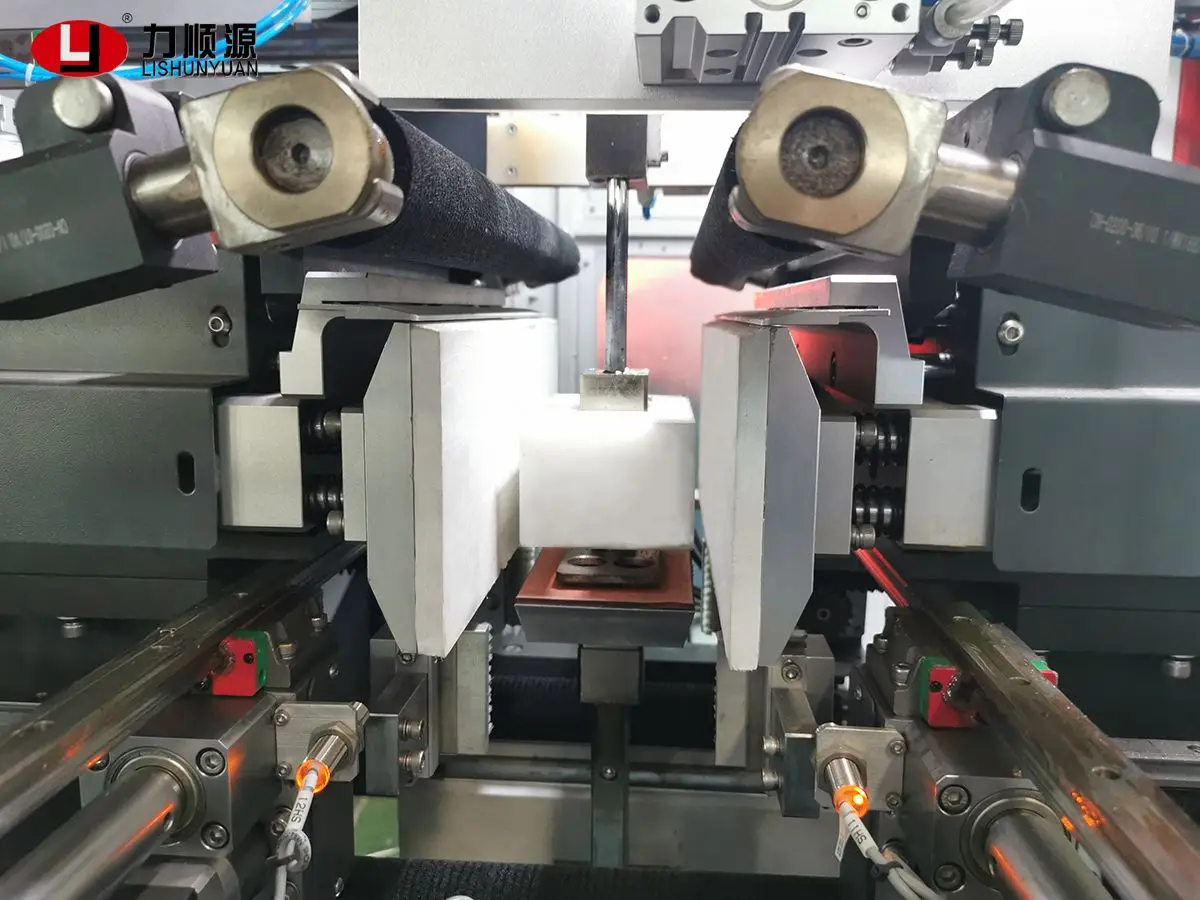 Intelligent Fully Automatic Rigid Box Production line for small boxes