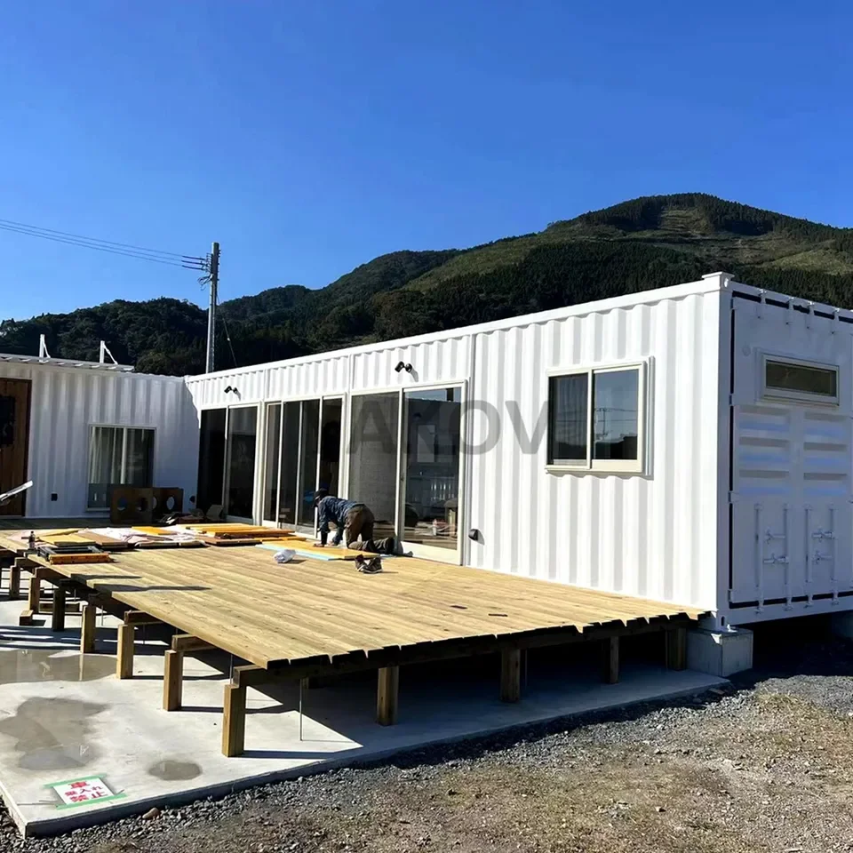 Wholesale Ready To Ship Container Homes 40Ft Luxury House Prefabricated 4 Rooms Shipping Container Homes 40 Ft Luxury