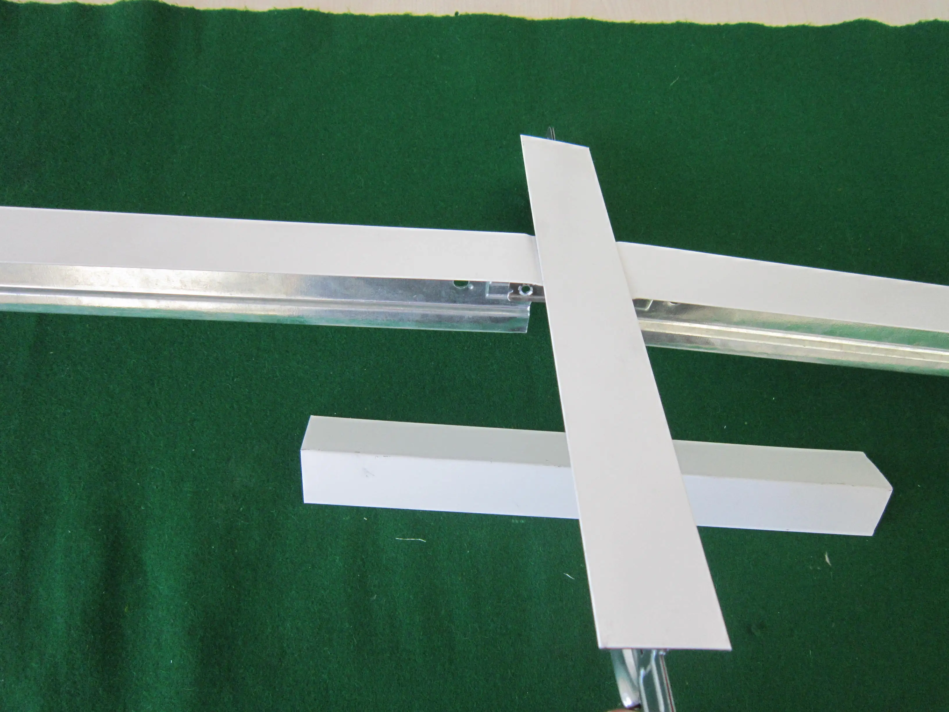 
MBM White color ceiling t grid 