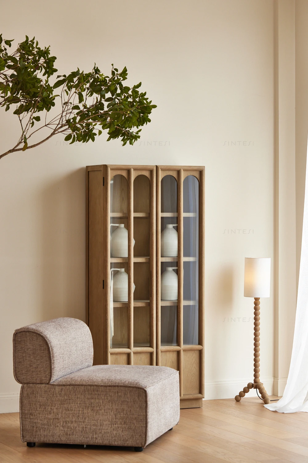 Modern Vintage Japanese Farmhouse Furniture Glass Oak Wood Display Cabinet for Living Room and Dining Room Furniture