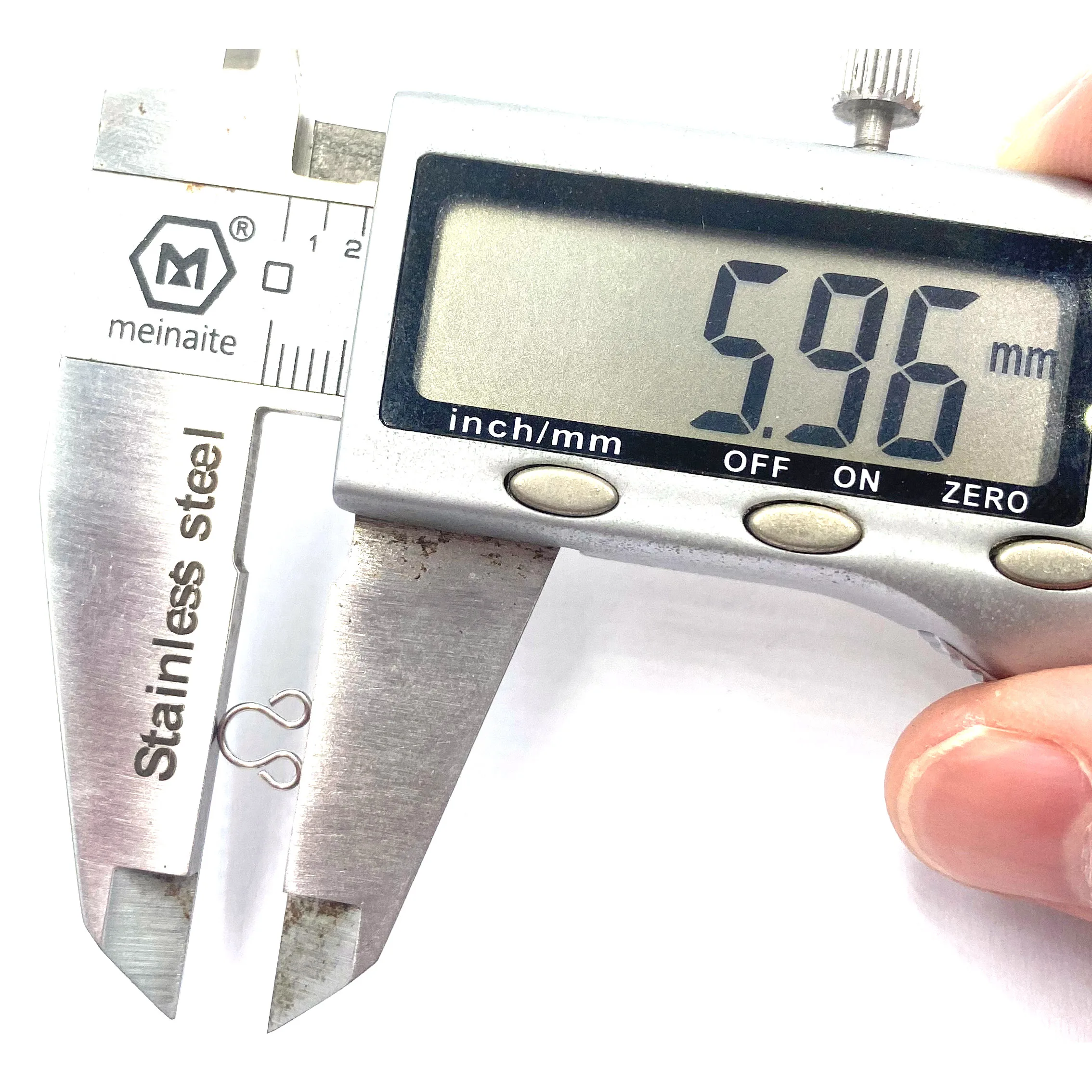 Factory Cheap Price Custom Gun Delicate Colorfast Brass Hook And Eye Tape Bra Fastener