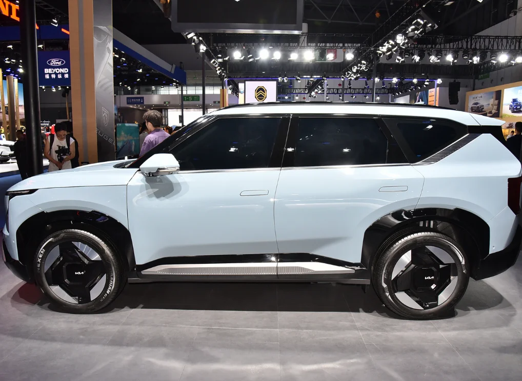 Подтвержденные поставщики электромобилей KIA Sorento 2024 Kia EV5 Land 530 км дальний внедорожник 4x4 Stinger цена электромобиля