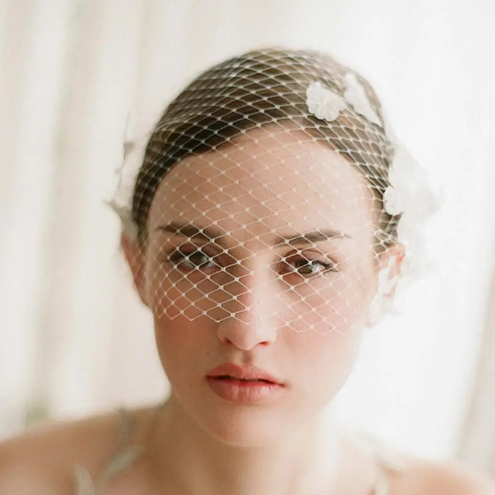 2021 Cheap White Wedding Bridal Birdcage Women Face Veil Fascinator With Hair Comb