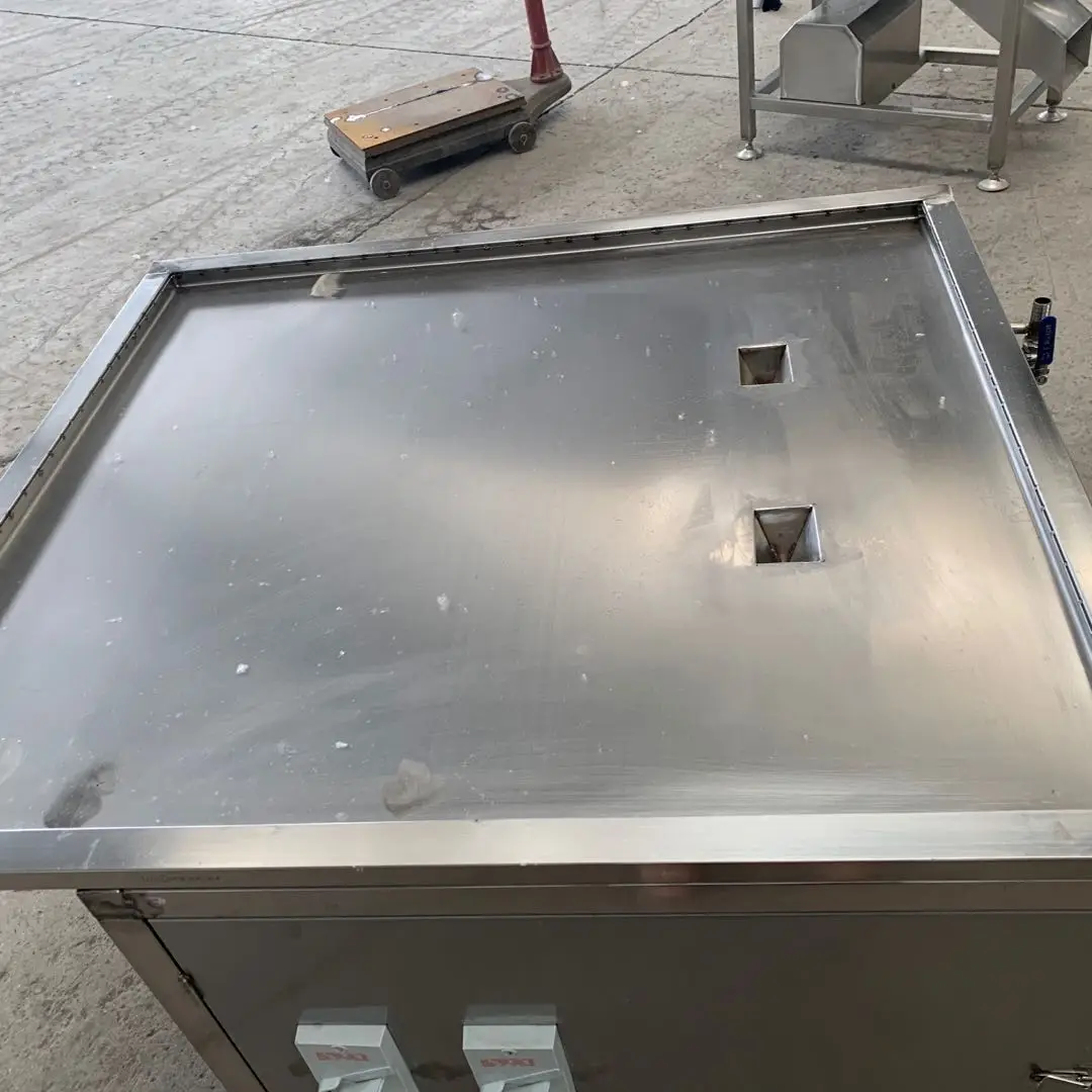 high quality poultry intestine opening  machine