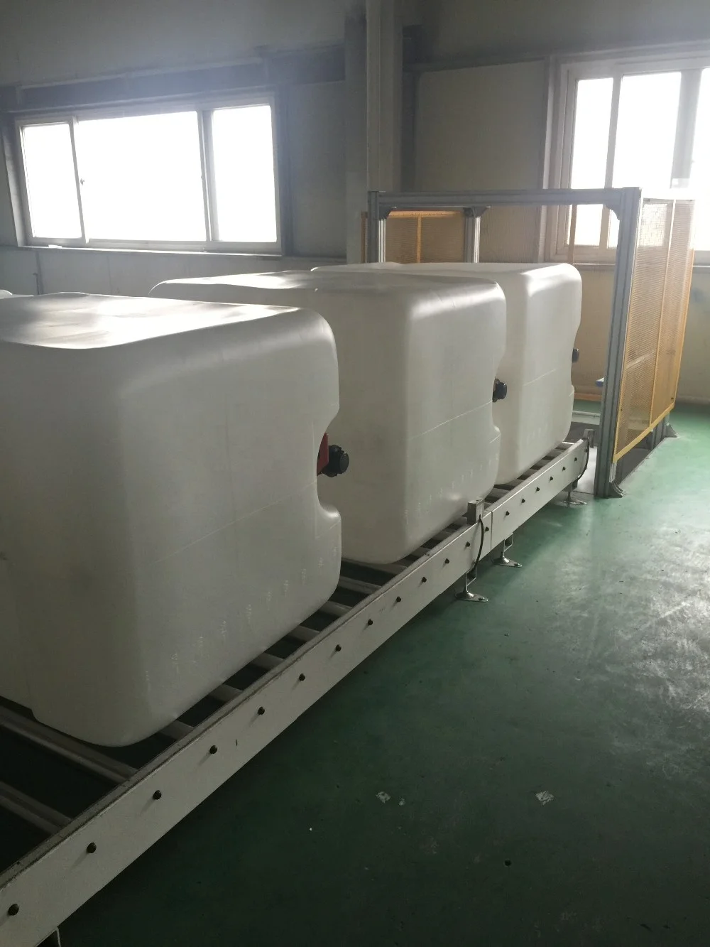 CCS UN Certificate Cosmetics 1000L HDPE Ibc Tank Ocean Shipping Manufacturers Square Stock Raw Material Food Safe Inc Tank Blue