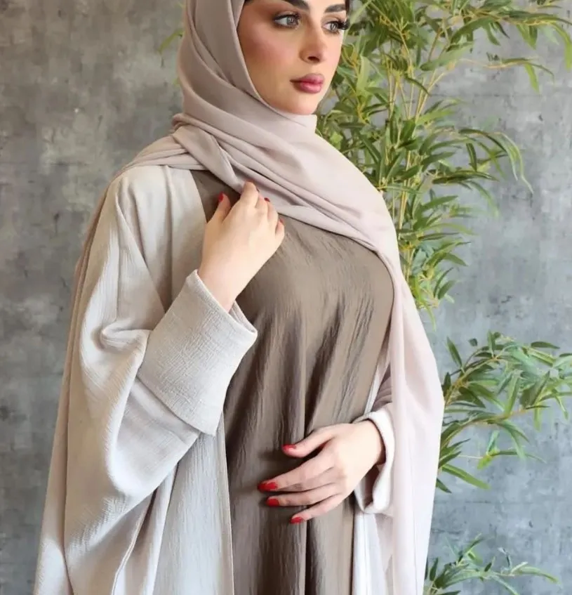 OEM Custom Handwork Luxury Embroidered Crystal Dubai Kaftan Muslim Maxi Long Dresses Moroccan Kaftan With Belt