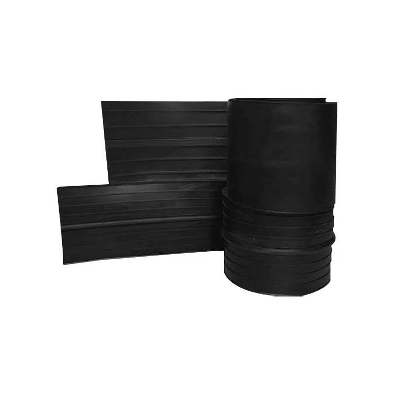 The construction joint shall be pasted with water stop belt outside the deformation joint water stop belt of metro tunnel