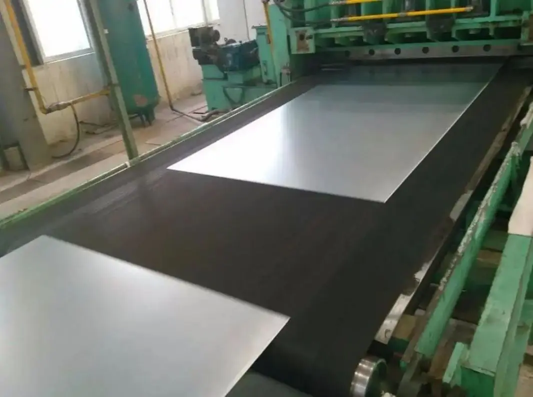 Factory Price Sales Superior Quality 1Mm 1.5Mm 3Mm Thick Galvanized Steel Sheet