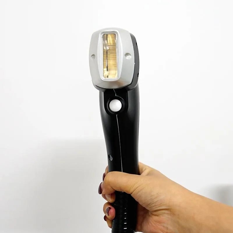 Germany Blue Laser Diode 2021Newest laser hair removal diode machine 3 wavelength 755 808 1064 big power diode laser