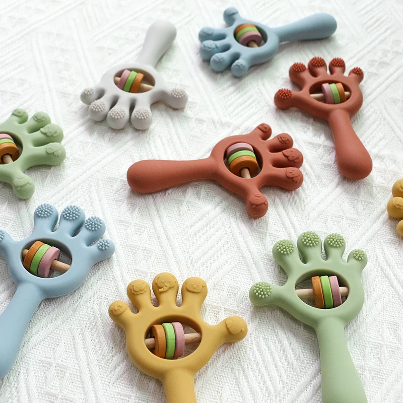 BPA Free Baby Chewing hand Shape Teether Toys Food grade Silicone wooden toys wholesale Teether Rattle Wood Ring Play Toys o