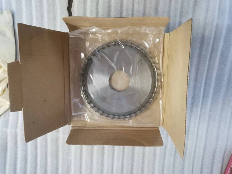 Лезвия для пилы из сплава