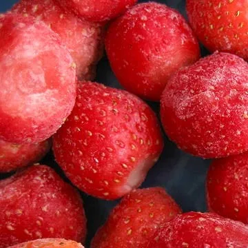 Хорошая цена хорошее качество сырая свежая клубника замороженная iqf