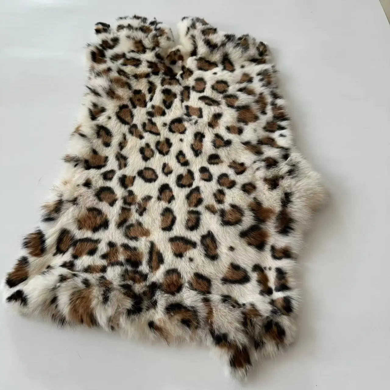 Factory price Wholesale Colorful  Rabbit Fur skin dyed color skin