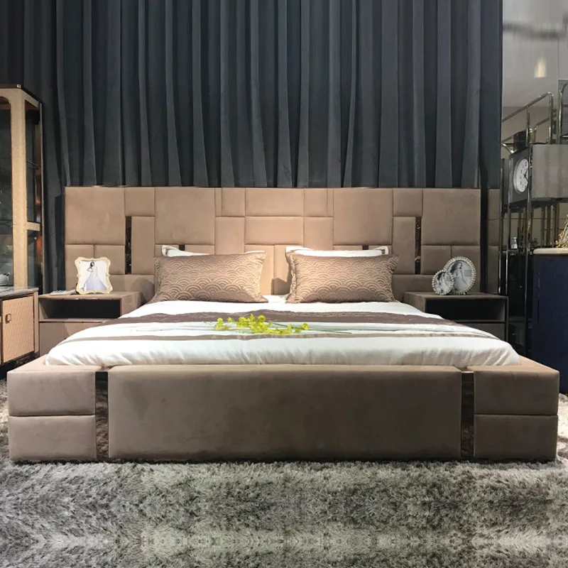 Modern luxury bedroom furniture upholstered real leather italian bed with extended headboard king size white leather bed