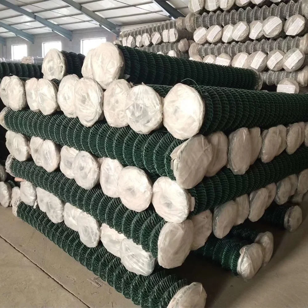 high quality 9 gauge x 2 inch chain link fence fabric PVC coated  diamond wire mesh