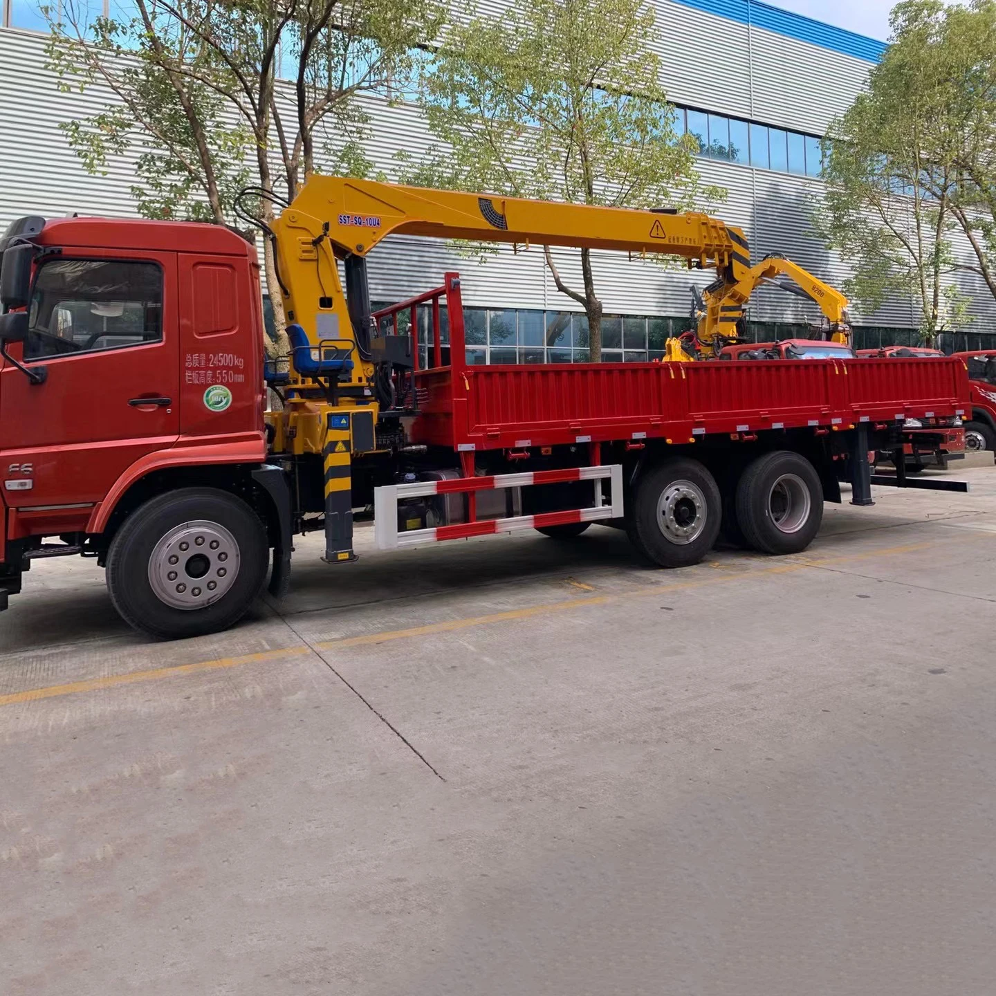 reliable quality Vehicle Mounted Crane 10 tons crane truck mounted hydraulic telescopic boom crane for Lifting Equipment