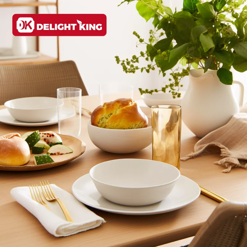 Hot Selling Leaf Shape Opal Glassware Deep Bowl Dinner Serving Tableware Dinner Food Glass Bowl