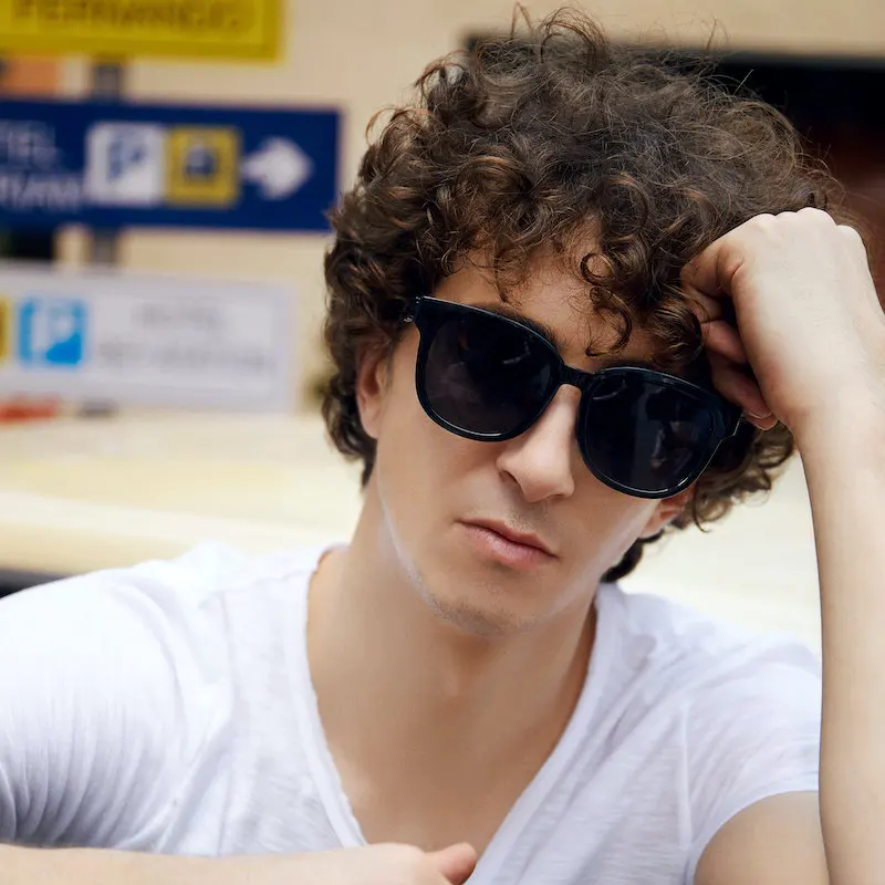 
2121 New Sunglasses Smart Glasses Eye Protection Ideal Beach Surfing Travel Smart Glasses 